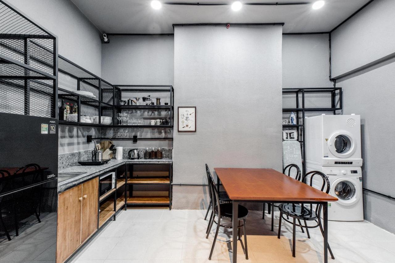 Circadian Industrial Studios On Nguyen Hue Хошимин Екстериор снимка