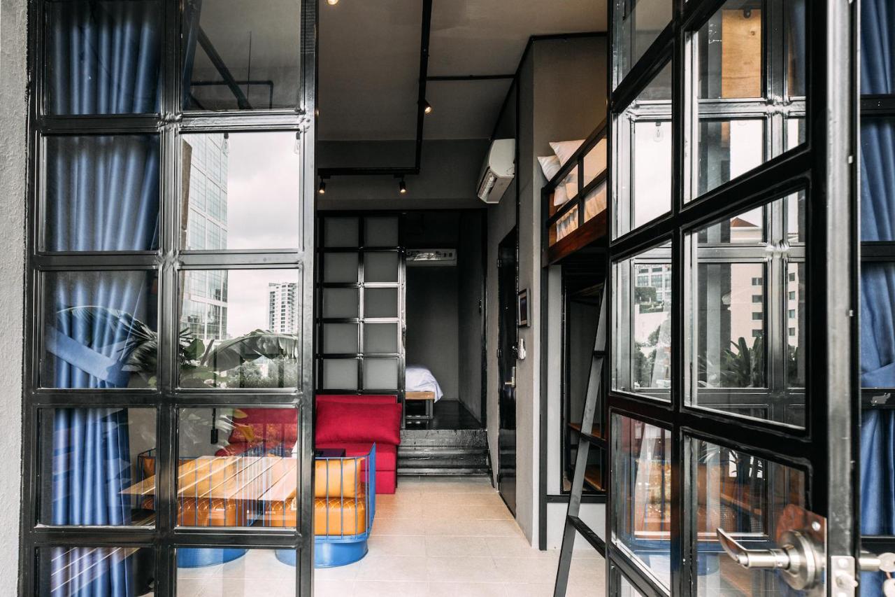 Circadian Industrial Studios On Nguyen Hue Хошимин Екстериор снимка